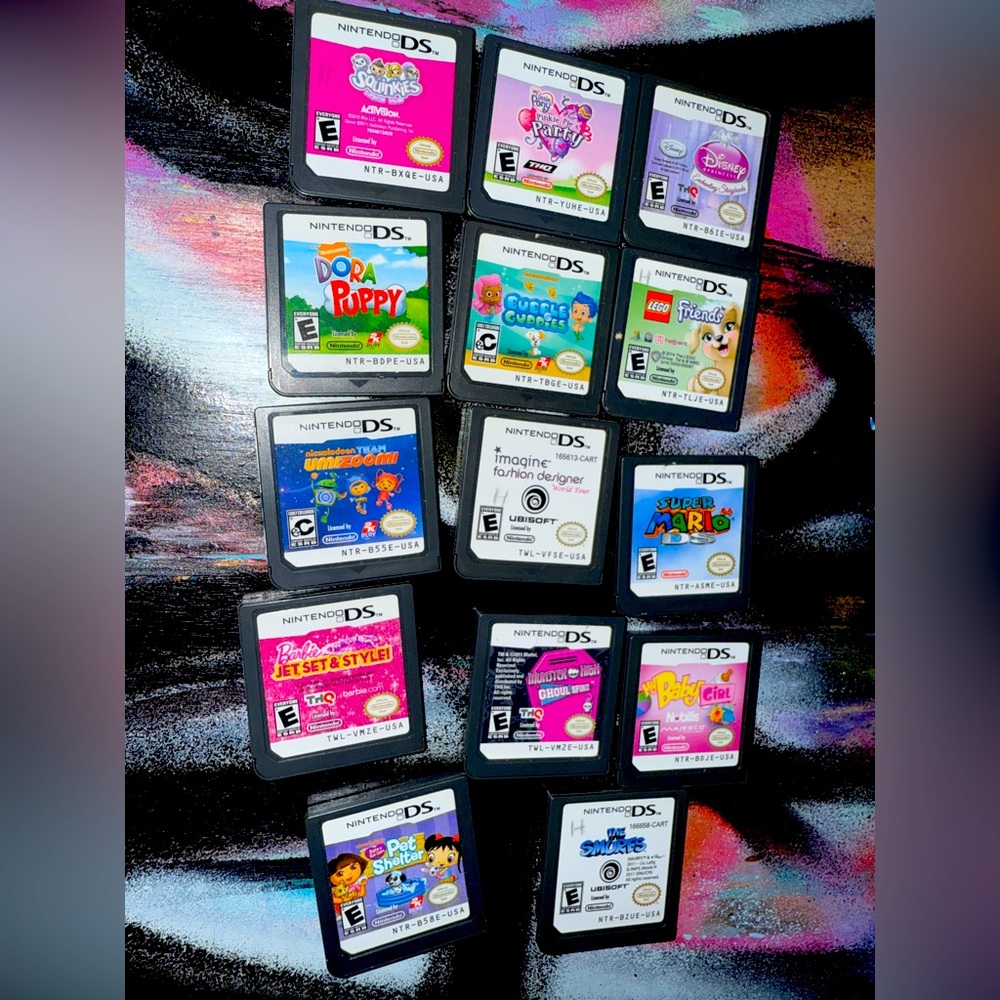 NINTENDO DS GAMES BUNDLE